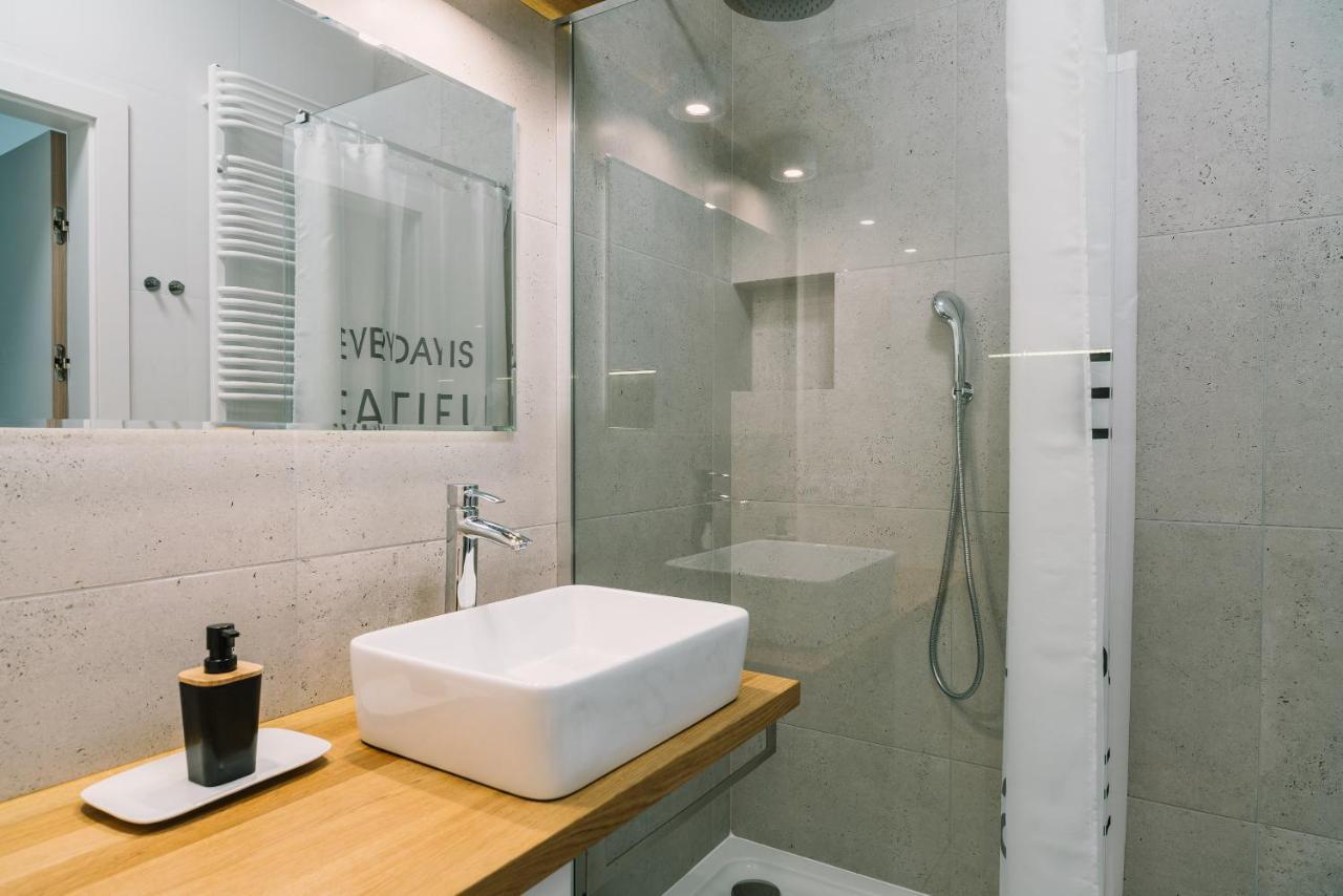 Kolejowa Aparthotel Varsovie Extérieur photo